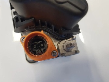 ПОДОГРЕВ АККУМУЛЯТОРА Дополнительный подогрев аккумуляторной батареи MERCEDES E