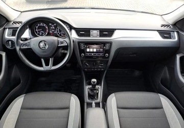 Skoda Rapid II Liftback Facelifting 1.0 TSI 95KM 2019 Skoda RAPID 1.0 TSI 95KM Grzane fotele Salon PL ASO Benzyna 95KM, zdjęcie 9