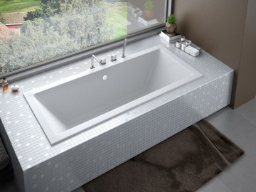 Прямоугольная ванна Quadro Slim 180x80 сифон Besco ножки полотенце