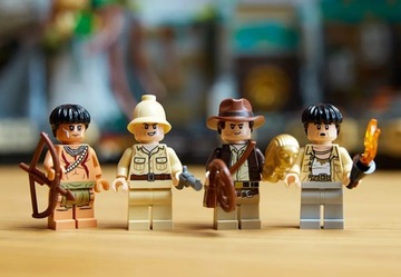 LEGO Индиана Джонс Храм Золотого Идола 77015