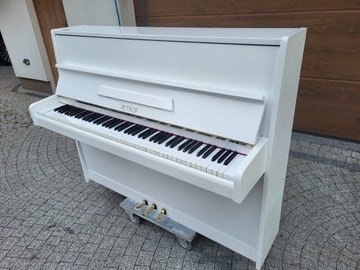 Чешское пианино Petrof M114, модель Scholce, из сатинированного белого дуба