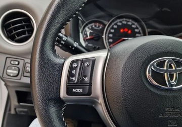 Toyota Yaris III Hatchback 5d Facelifting 1.0 VVT-i 69KM 2015 Toyota Yaris Benzyna Klima Kamera 5 Drzwi Elek..., zdjęcie 12