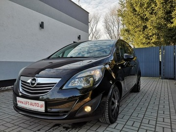 Opel Meriva II Mikrovan 1.4 Turbo ECOTEC 120KM 2011 Opel Meriva 1.4 16v 120KM Klima Tempomat Sensory