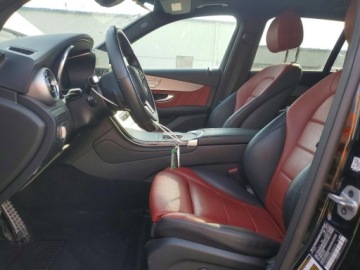 Mercedes GLC C253 2021 Mercedes-Benz GLC 2021 MERCEDES-BENZ GLC 300 4MATIC 2.0 Benzyna 250KM, zdjęcie 5