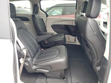 Chrysler Pacifica II 2024 Chrysler Pacifica Touring L, 2024r., 3.6L 3.6 Benzyna 287KM, zdjęcie 8