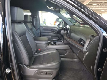 Chevrolet Suburban GMT900 2025 Chevrolet Suburban Z71 2Z7 2025 5.3 Benzyna 355KM, zdjęcie 13