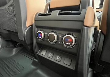 Land Rover Defender IV (L663) 2025 Land Rover Defender Defender MY25.5 3.0D I6 250 PS AWD Auto X-Dynamic HSE, zdjęcie 3