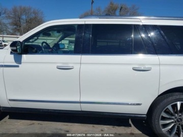 Lincoln Navigator III 2021 Lincoln Navigator 2021r., 4x4, 3.5L 3.5 Benzyna 450KM, zdjęcie 5
