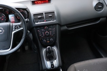 Opel Meriva II Mikrovan Facelifting 1.4 Turbo ECOTEC 120KM 2015 Opel Meriva 1.4 Turbo, Salon Polska, Serwis ASO, zdjęcie 7
