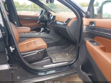 Jeep Grand Cherokee IV 2021 Jeep Grand Cherokee Overland 2021 3.6l 3.6 Benzyna 295KM, zdjęcie 9