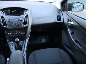 Ford Focus III Sedan Facelifting 1.6 Ti-VCT 105KM 2017 Ford Focus 1.6 i, Salon Polska, Serwis ASO, Klima, zdjęcie 7