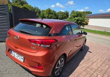 Hyundai i20 II Coupe 1.2 MPI 84KM 2017 Hyundai i20 Auto w bardzo dobrym stanie technicznym I wizualnym. 1.2 84KM, zdjęcie 7