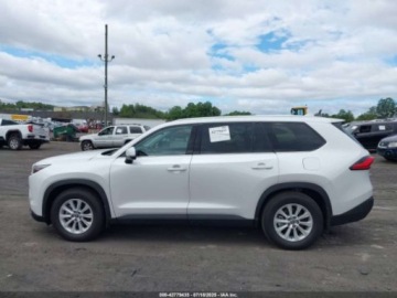 Toyota 2024 Toyota Grand Highlander Hybrid XLE 2024 2.5l 2.5 Hybryda 186KM, zdjęcie 2