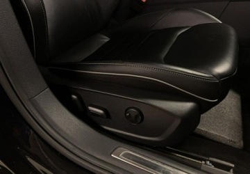 Volkswagen Arteon Fastback Facelifting 2.0 TDI 200KM 2022 Volkswagen Arteon VAT 23 R-line 2.0TDI 200KM DSG 2022 r., salon PL, I wlas, zdjęcie 13