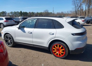 Porsche Cayenne III SUV Facelifting 3.0 353KM 2024 Porsche Cayenne 2024r.,Cayenne, 4x4, 3L, od ubezpieczalni 3.0 Benzyna 353KM, zdjęcie 3