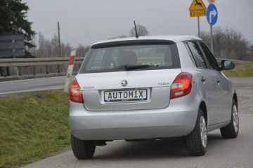 Skoda Fabia II Hatchback Facelifting 1.6 TDI CR DPF 75KM 2014 Škoda Fabia Skoda Fabia 1.6TDI Polski Salon, zdjęcie 7
