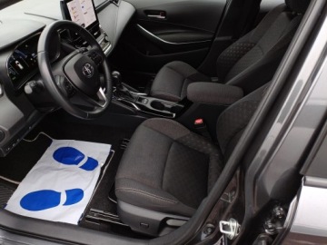 Toyota Corolla XII TS Kombi Facelifting 1.8 Hybrid 140KM 2023 Toyota Corolla 1.8 Hybrid Comfort Seria E21 (2019-, zdjęcie 9