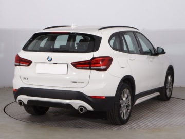 BMW X1 F48 Crossover Facelifting 2.0 20d 190KM 2021 BMW X1 sDrive20d, Salon Polska, Serwis ASO, zdjęcie 4