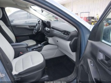 Ford Escape III 2023 Ford Escape Active 2023 1.5 Benzyna 180KM, zdjęcie 9