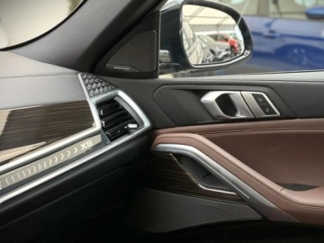 BMW X6 G06 SUV Facelifting 3.0 40i 381KM 2025 BMW X6 xDrive40i Sport Suv 3.0 (381KM) 2025, zdjęcie 13