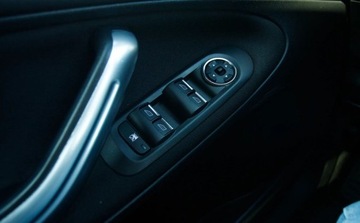 Ford S-Max I Van 2.0 i 16V 145KM 2010 Ford S-Max 2.0 145KM benzyna titanium facelift ogrzewana szyba 7 foteli cl, zdjęcie 22