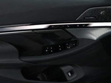 BMW Seria 5 G90-91 Sedan Plug-In 3.0 50e 489KM 2026 550e xDrive M Sport 3.0 (489 KM)| Hak holowniczy, elektryczny, zdjęcie 7