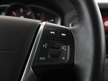 Volvo XC60 I SUV Facelifting 2.0 D3 DRIVE-E 150KM 2017 Volvo XC 60 2.0 D3 Automat Momentum Nawigacja, zdjęcie 30