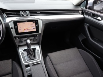 Volkswagen Passat B8 Variant 1.5 TSI EVO 150KM 2019 VW Passat 1.5 TSI, Salon Polska, Automat, Navi, zdjęcie 7
