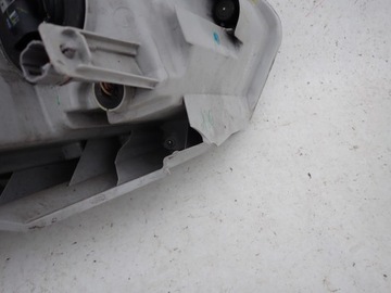 ISUZU D-MAX II LIFT 17- ЛЕВАЯ ПЕРЕДНЯЯ ФОНАРЬ