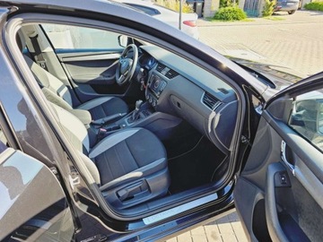 Skoda Octavia III Kombi 1.6 TDI 110KM 2016 Skoda Octavia JOY___1.6TDi 110KM DSG___Xenon LED Navi Alcantara___Pelna Hi, zdjęcie 22
