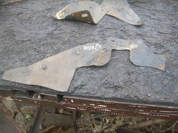 MITSUBISHI PAJERO II - PODBĚH PŘEDNÍ PRAVÝ