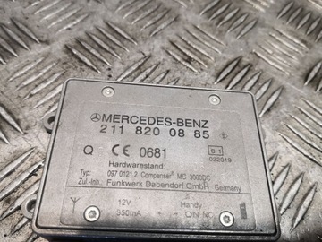 MERCEDES-BENZ C W203 ZESILOVAČ ANTÉNY