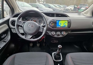 Toyota Yaris III Hatchback 5d Facelifting 1.33 Dual VVT-i 99KM 2014 Toyota Yaris Toyota Yaris 1.3 Benzyna 99KM, zdjęcie 6