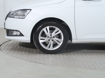 Skoda Fabia III Kombi Facelifting 1.0 TSI 95KM 2021 Skoda Fabia 1.0 TSI, Salon Polska, 1. Właściciel, zdjęcie 13