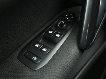 Peugeot 308 II Hatchback 5d 1.6 HDi 92KM 2014 Peugeot 308 1.6 HDi, Salon Polska, Klima, zdjęcie 16