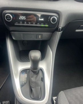 Toyota 2021 Toyota Yaris Hybryda Kamera Klimatyzacja 1.5 Hybryda 100KM, zdjęcie 13