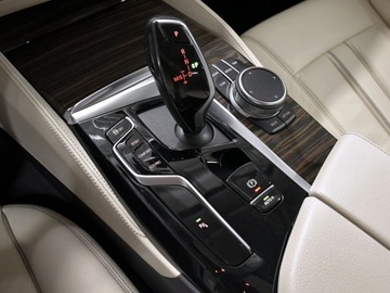 BMW Seria 5 G30-G31 Limuzyna Facelifting 2.0 520i 184KM 2021 BMW 520 AdaptiveLED/ Harman/ Aktywny Tempomat/ Dos, zdjęcie 17