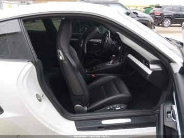 Porsche 911 991 Turbo/Turbo S Coupe 3.8 520KM 2015 Porsche 911 Turbo 2015 3.8 Benzyna 520KM, zdjęcie 9