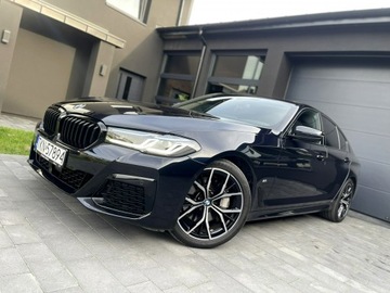 BMW Seria 5 G30-G31 Limuzyna Facelifting 3.0 530d 286KM 2023 BMW 530 mHEV Xdrive M pakiet Carbonschwarz Szyber