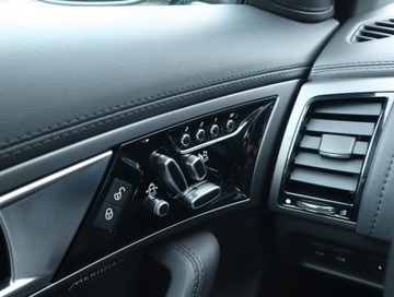 Jaguar F-Type Coupe 3.0 V6 S/C 340KM 2016 Jaguar F-Type 3.0 Supercharged, Automat, Skóra, zdjęcie 13