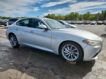 Alfa Romeo Giulia II Sedan 2.0 TBi 280KM 2017 Alfa Romeo Giulia Q4 2017 2.0 Benzyna 280KM, zdjęcie 4