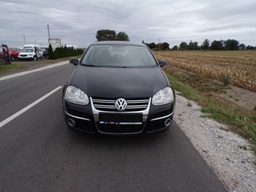 Volkswagen Jetta V 1.6 FSI 115KM 2006