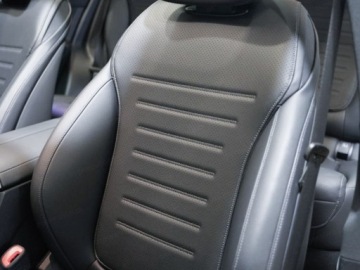 Mercedes GLC C254/X254 Coupe 2.0 220d 197KM 2025 MERCEDES-BENZ GLC 220 d 4-Matic AMG Line 2.0 (197KM) 2025, zdjęcie 3