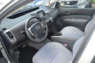 Toyota Prius II 2005 TOYOTA PRIUS liftback (_W2_) 1.5 (NHW20_) 78 KM, zdjęcie 10