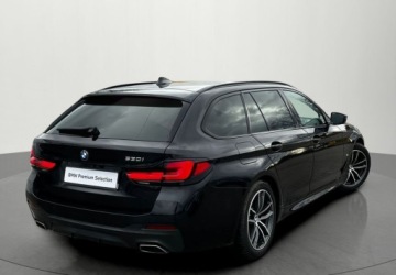 BMW Seria 5 G30-G31 Touring Facelifting 2.0 530i 252KM 2021 BMW Seria 5 530i 252 KM Laser M Sport Panorama Hak Navi ACC Head Up Shadow, zdjęcie 4