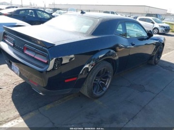 Dodge Challenger III 2021 Dodge Challenger RT Scat Pack Widebody, 2021r., 6.4L 6.4 Benzyna 485KM, zdjęcie 2