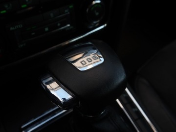 Skoda Superb II Sedan 1.8 TSI 160KM 2011 Skoda Superb 1.8 TSI, DSG, Skóra, Xenon, Klima, zdjęcie 17