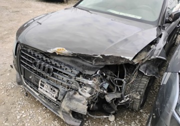 Audi A5 8T Coupe 3.0 TDI 240KM 2011 Audi A5 Sportback 2011r, 3.0 DIESEL 4x4. Uszkodzony lewy przod. Jezdzi., zdjęcie 1