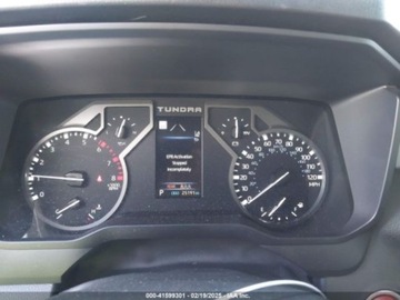 Toyota Tundra II 2022 Toyota Tundra 2022r., SR5, od ubezpieczalni 3.4 Benzyna 389KM, zdjęcie 10