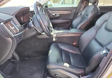 Volvo V90 II Cross Country 2.0 T5 254KM 2018 Volvo V90 Auta z USA - Zapytaj o wiecej ofert 2.0 Benzyna 254KM, zdjęcie 5